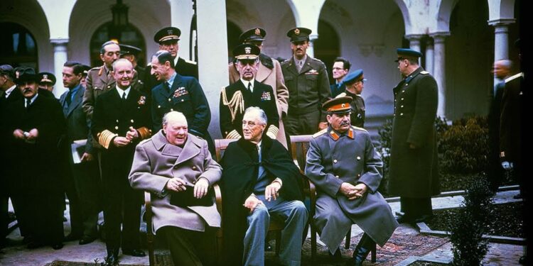 conferinta-Yalta