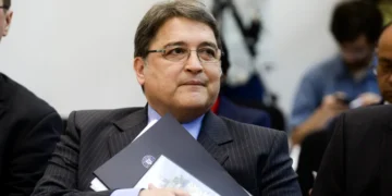 emil-hurezeanu