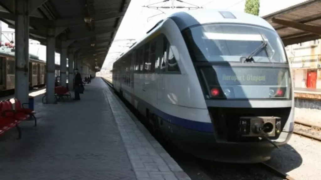 tren-otopeni