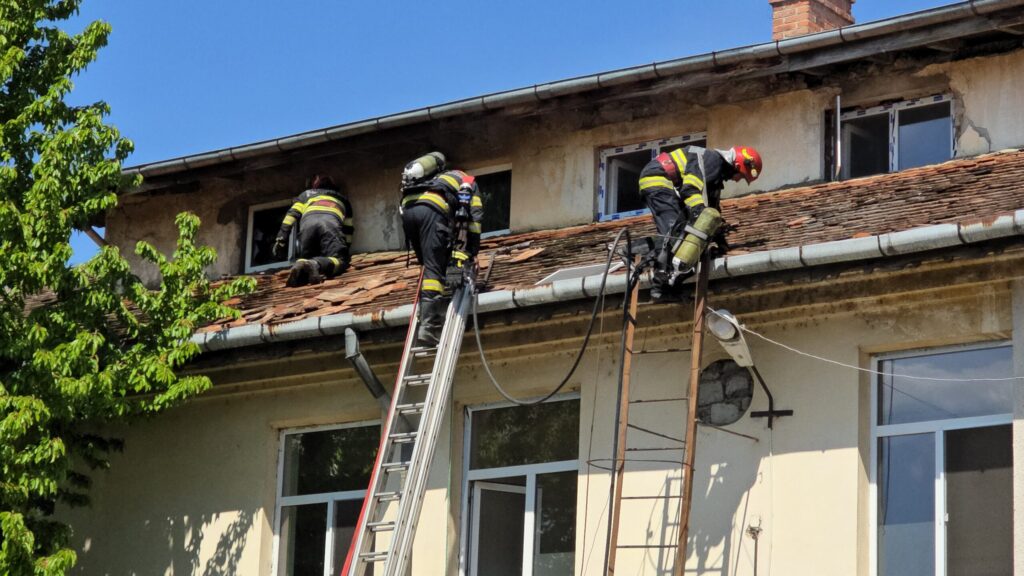 incendiu-spital-Pascani