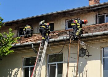 incendiu-spital-Pascani