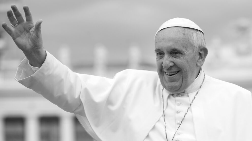papa-francisc-doliu-national
