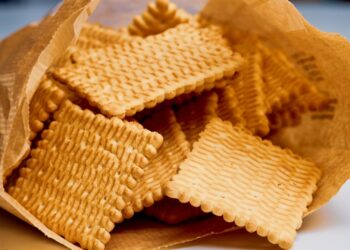 alerta-alimentara-biscuiti
