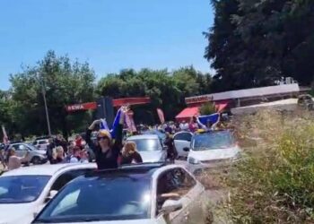 george-simion-miting-electoral-cu-manele