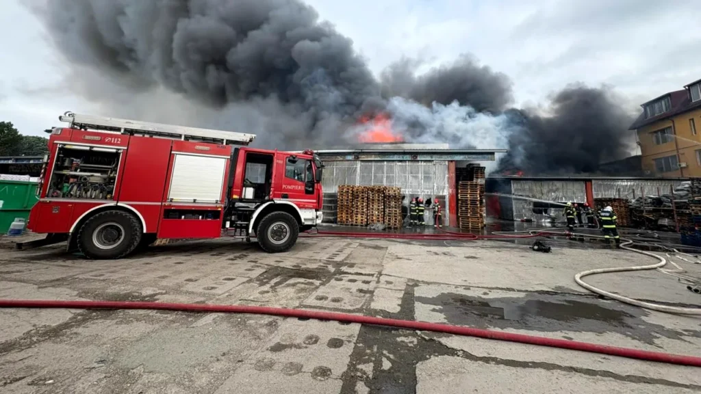 incendiu-depozit-bucuresti