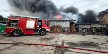 incendiu-depozit-bucuresti