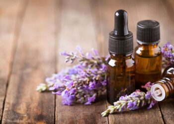 uleiul-esential-de-lavanda