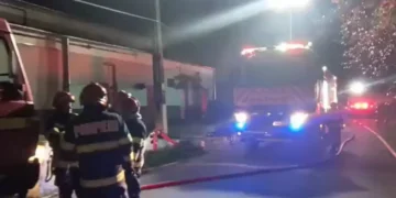 incendiu-fabrica-arme-cugir