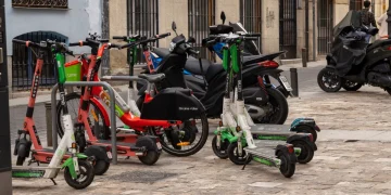 Permis-obligatoriu-pentru-trotinete-si-biciclete-electrice