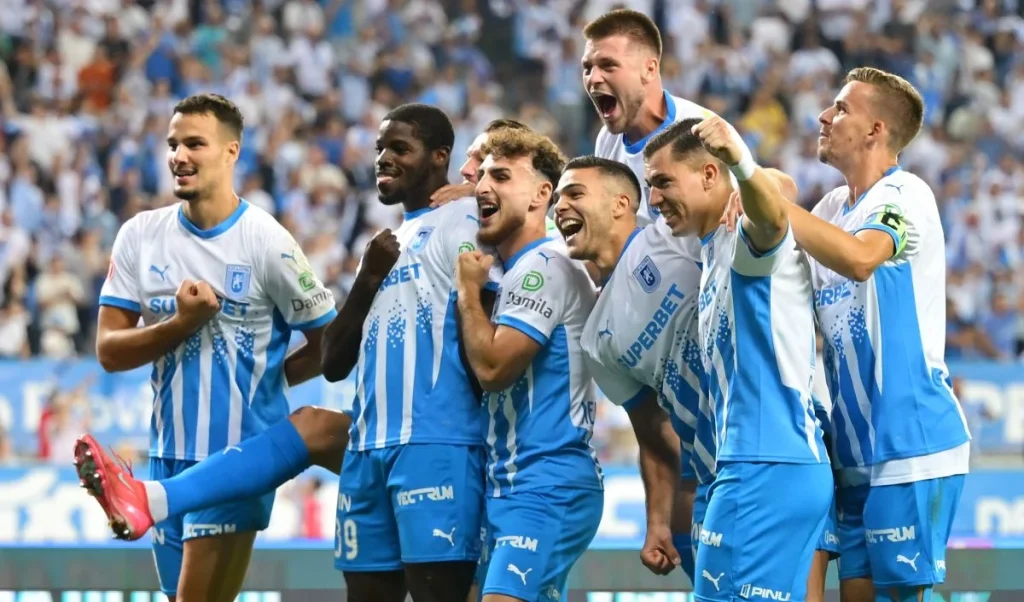 universitatea-craiova (2)