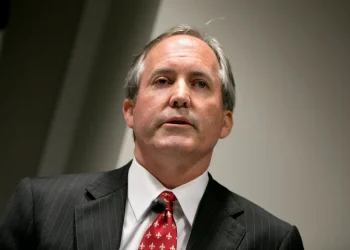 Ken_Paxton-1