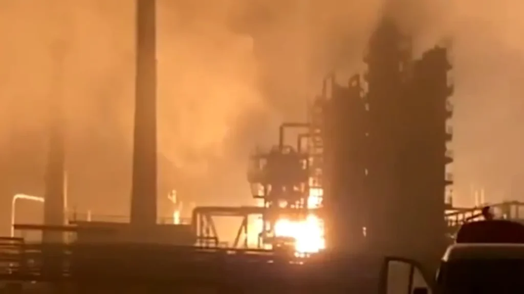 explozie-rafinarie-rusia