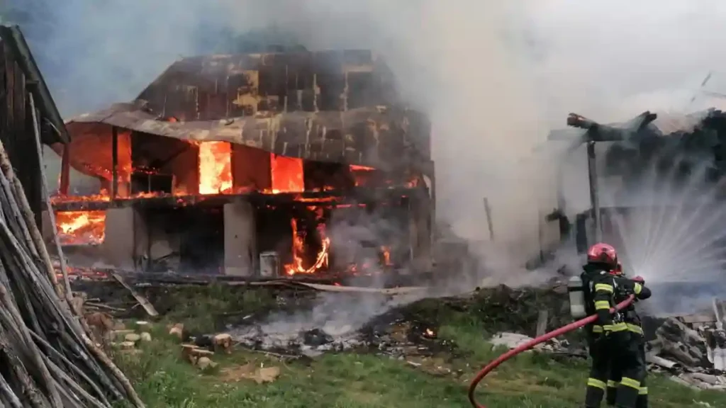 incendiu-locuinta-vadu-motilor