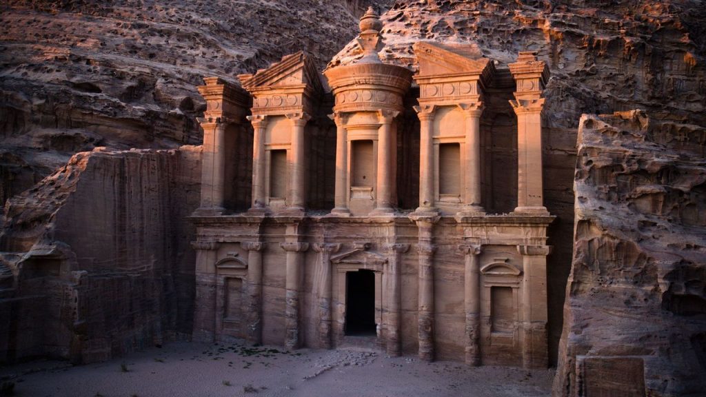 petra-1