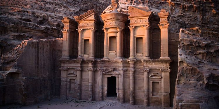 petra-1