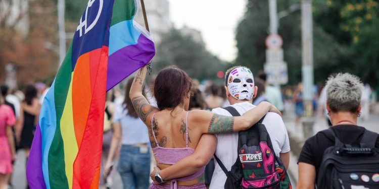 LGBT