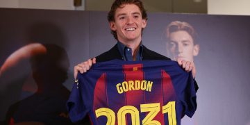 barcelona-anthony-gordon