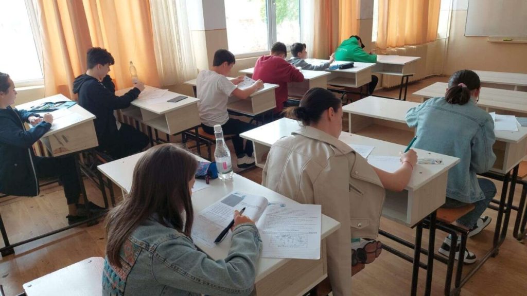 evaluare--nationala-examen-elevi