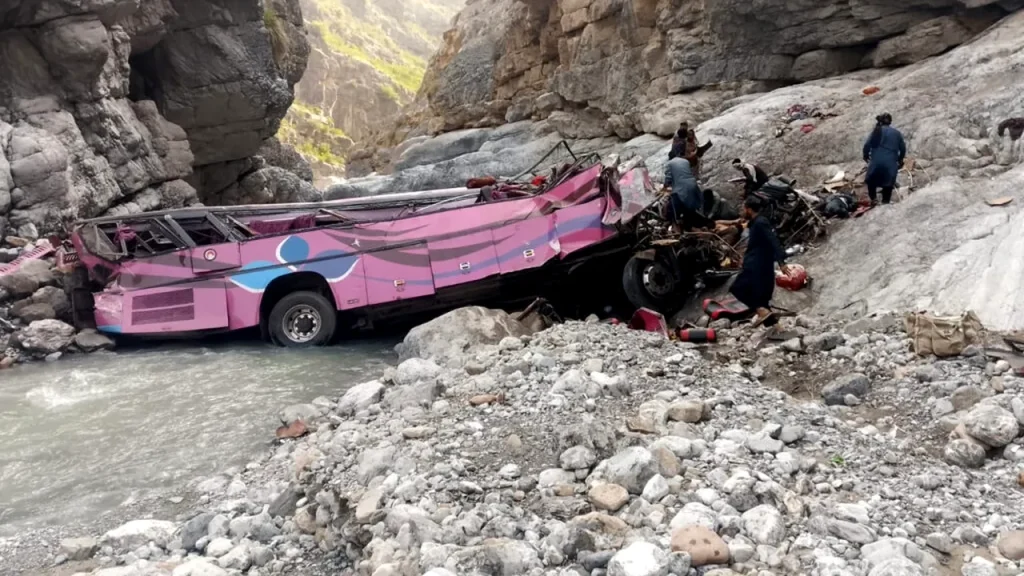 accident-Pakistan