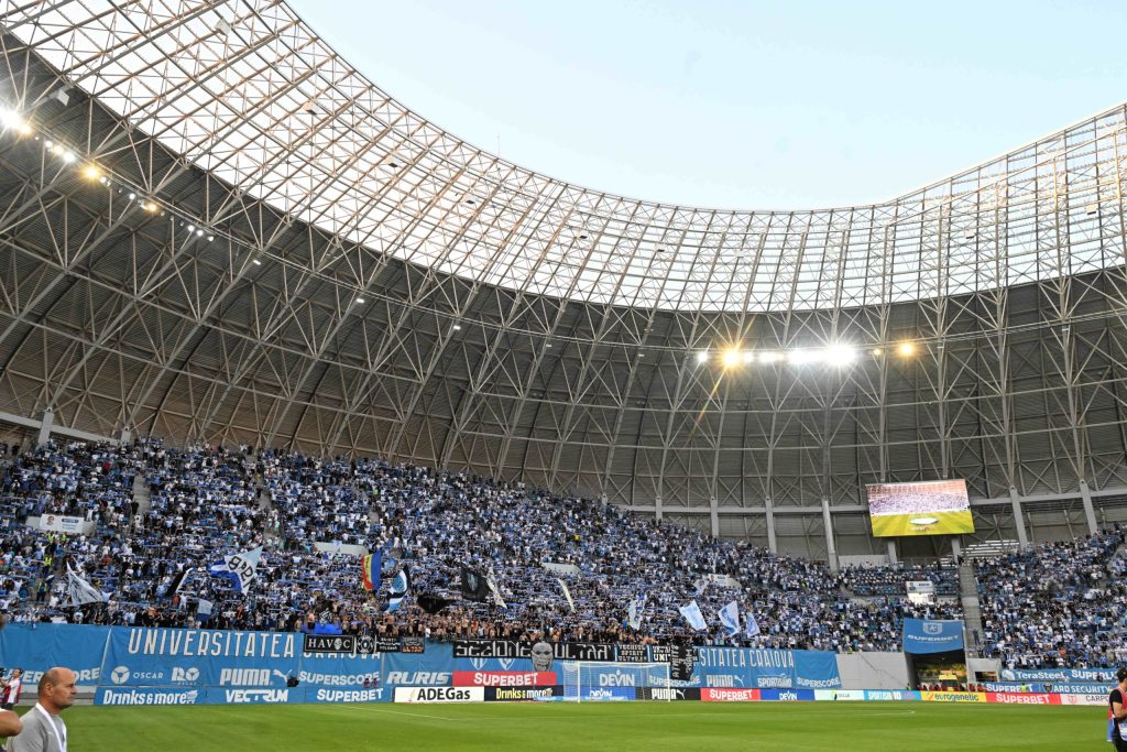 universitatea-craiova-kups-fani